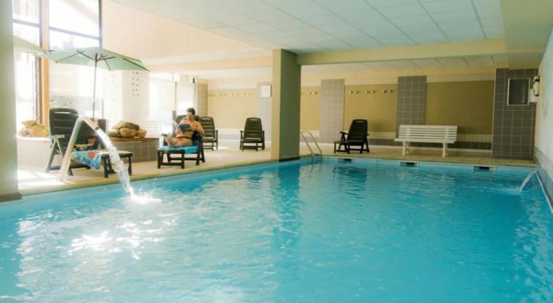 Residence Goelia Le Domaine De Castella Font-Romeu-Odeillo-Via Екстер'єр фото